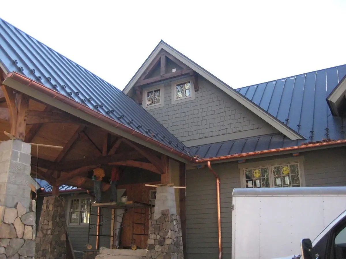 Craftsman Roofing team delivering quality roofing work in West Lynn